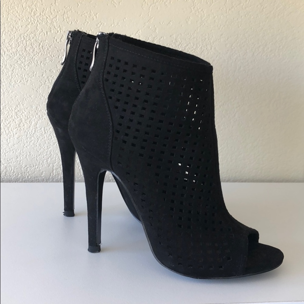 Chinese Laundry open toe booties